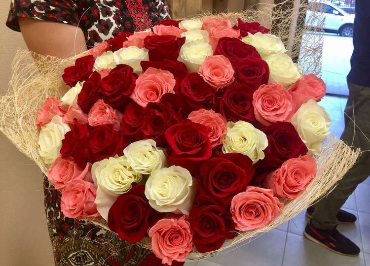 Букет 51 роза микс, Эквадор, 60см