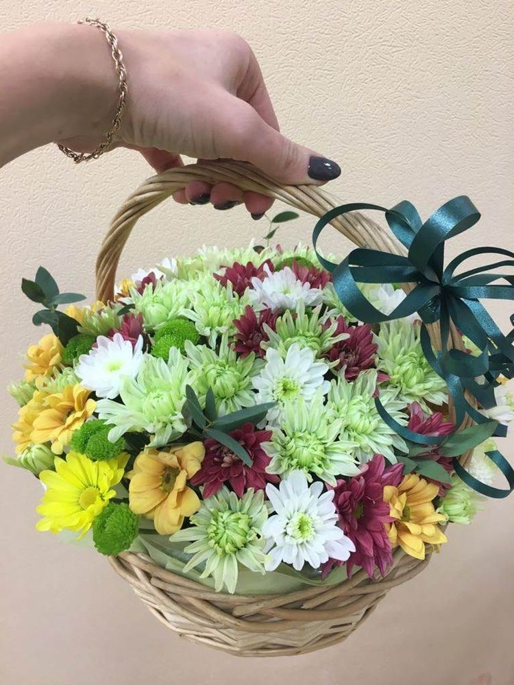 Композиция №484 из кустовых хризантем